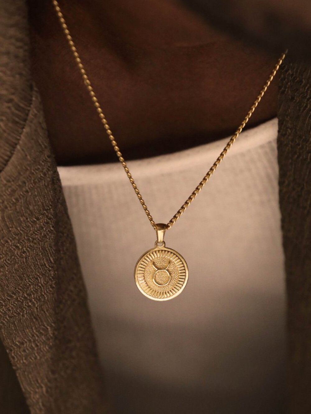 Men's Gold Taurus Pendant Necklace